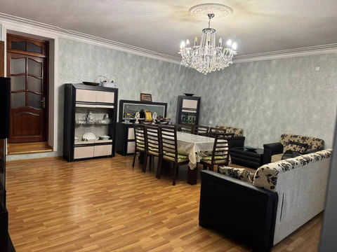Kirayə: 3 otaqlı 89 m² mənzil