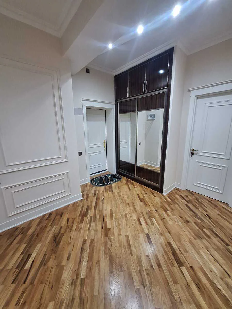 4-комн. квартира 160 м², Бинагадинский, Баку — 1 этаж. Фото 1