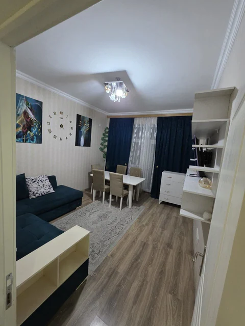 Kirayə: 2 otaqlı 60 m² mənzil