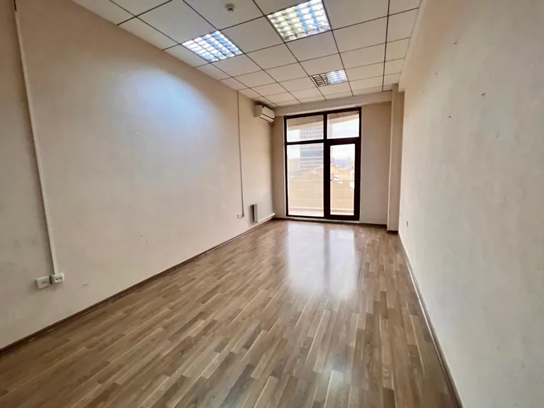 Kirayə: 25 m² ofis