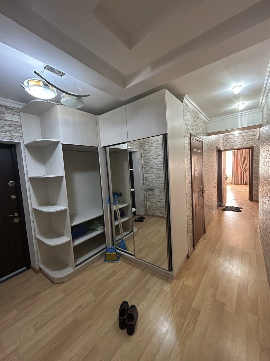 3-комн. квартира 110 м², Ясамальский район, Баку. Фото 1