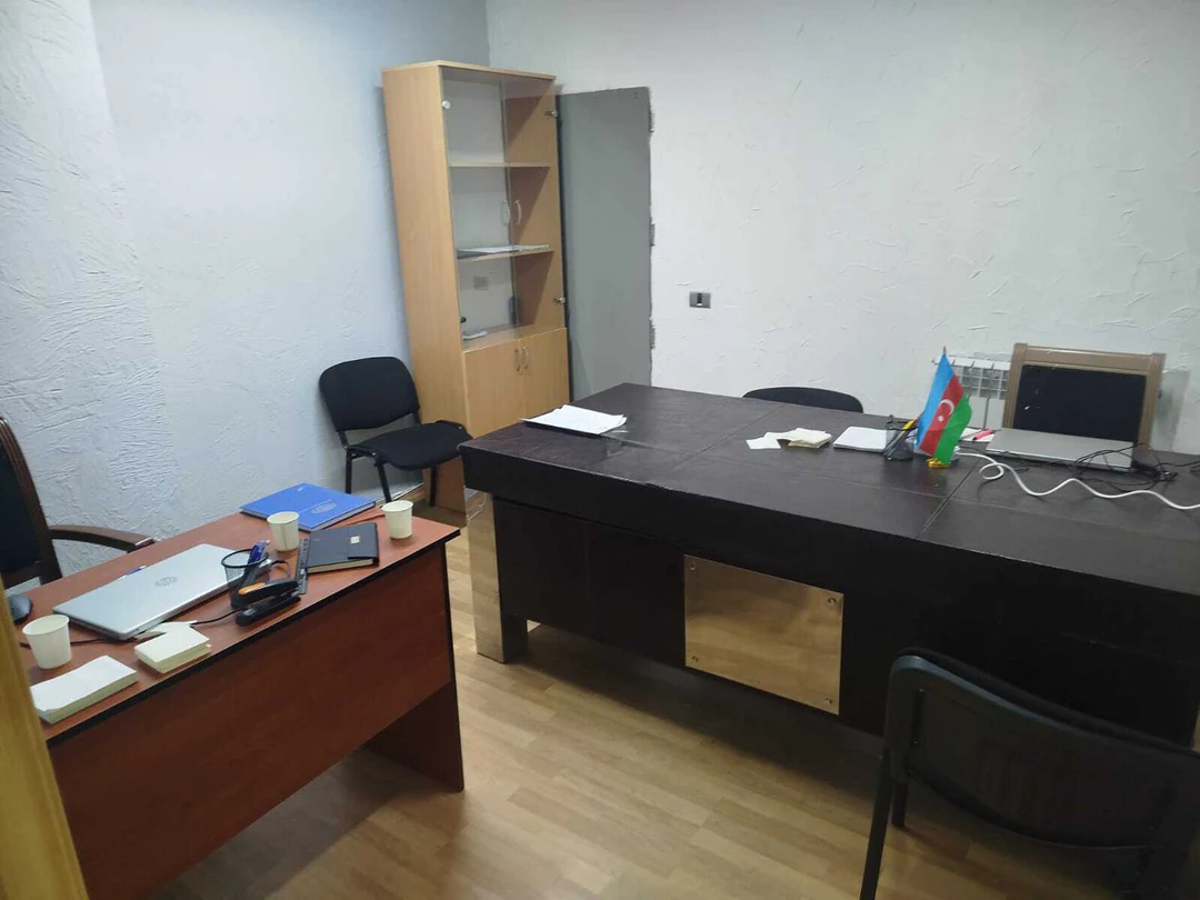Kirayə 10 m² ofis, Nərimanov rayonu, Bakı. Foto 1