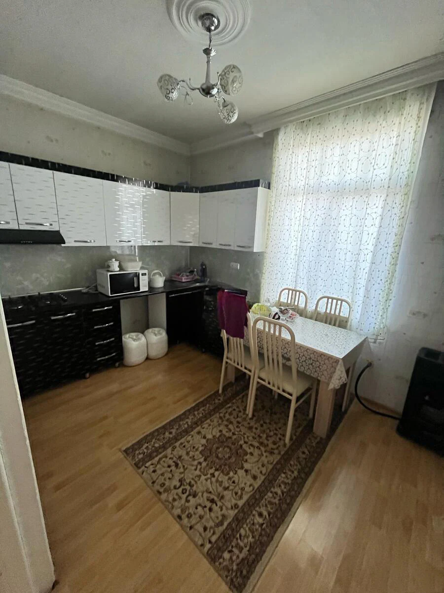 3 otaqlı 96 m² fərdi ev, Mehdi Hüseynzadə küçəsi, Gəncə. Foto 1