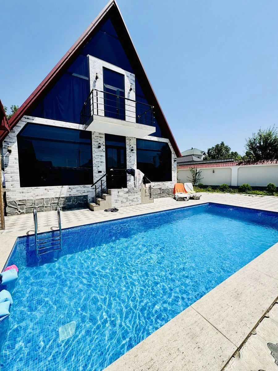 4 otaqlı 248 m² fərdi ev, Cavidan küçəsi, Qəbələ. Foto 1
