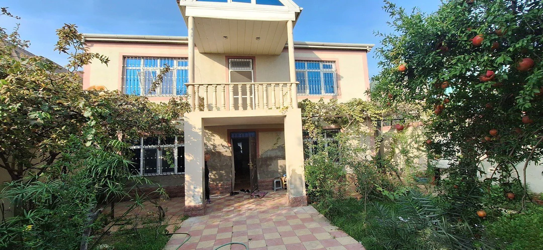5 otaqlı 200 m² fərdi ev, Sabunçu, Bakı. Foto 1