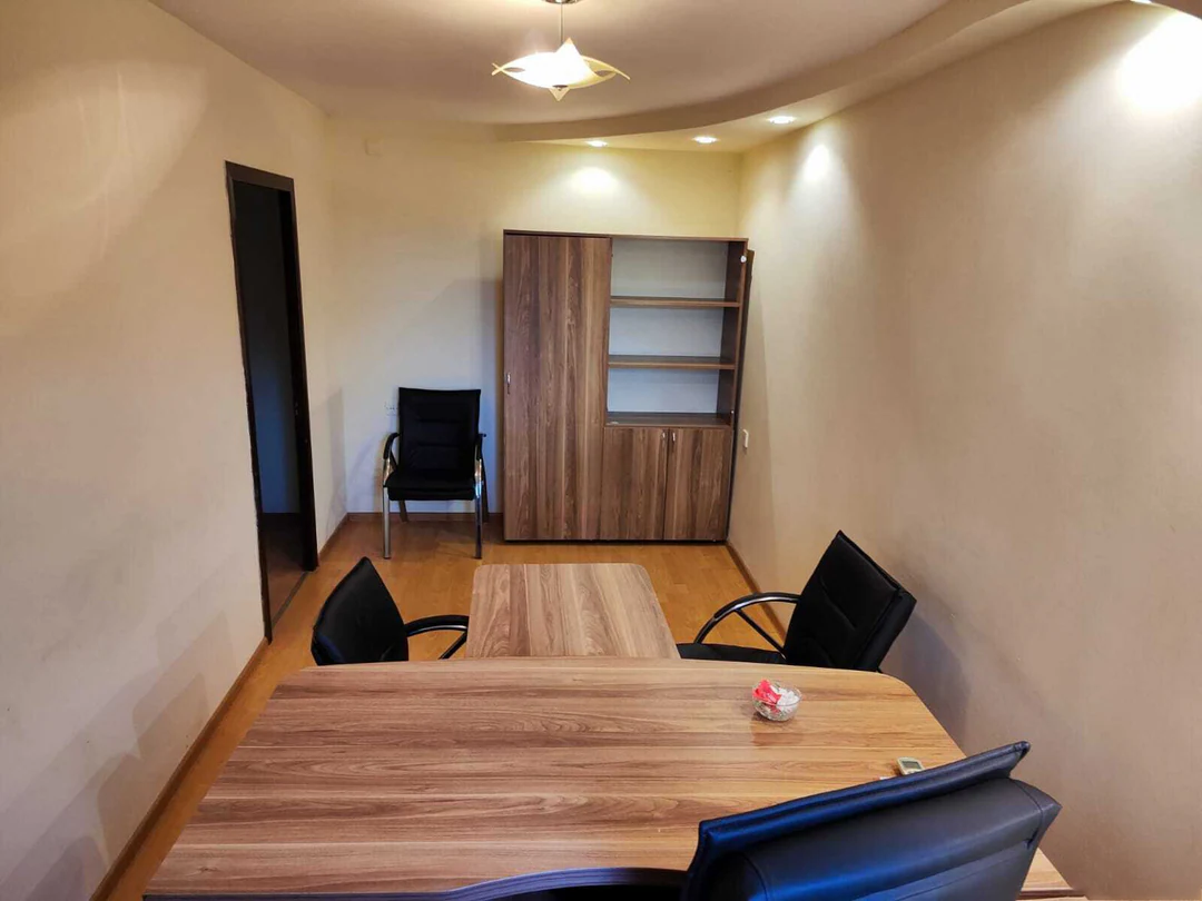 Kirayə 80 m² ofis, Yasamal rayonu, Bakı. Foto 1